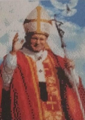 Następną moją pracą był wykonany haftem diamentowym. Papież Jan Paweł II.